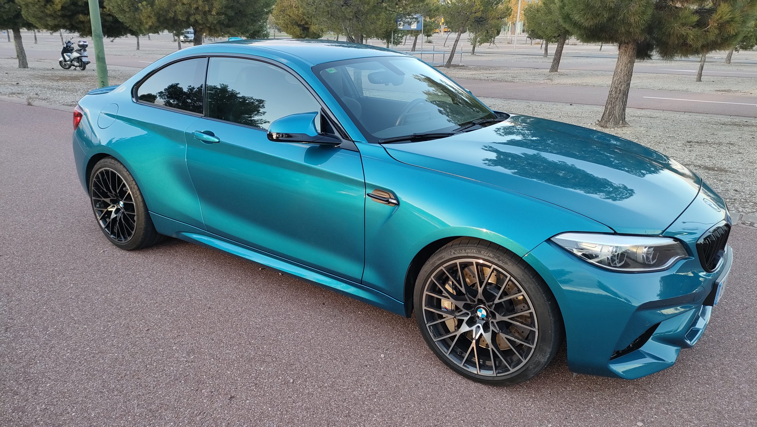 BMW M2 COMPETITION (3)