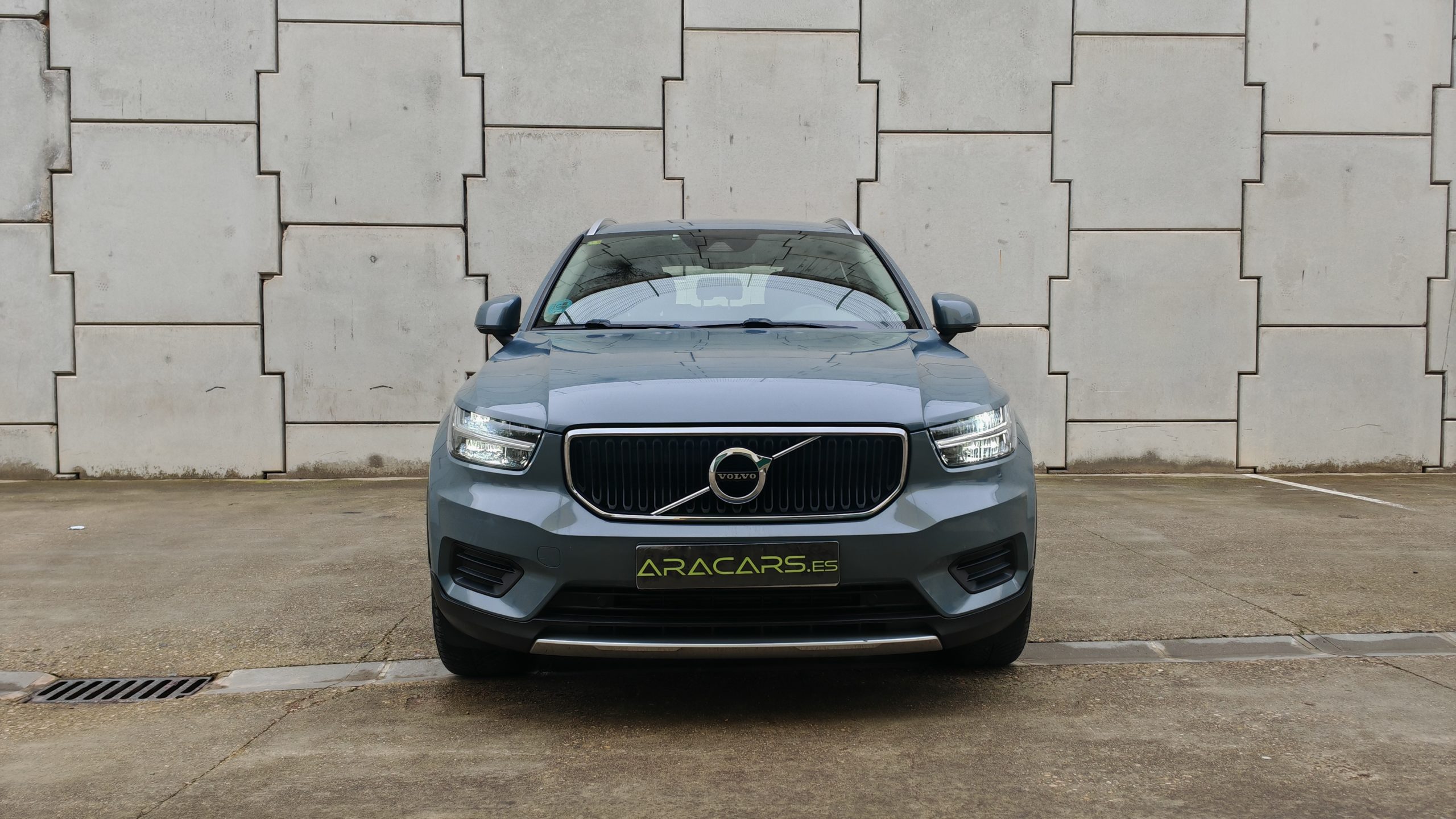 VOLVO XC40 (25)