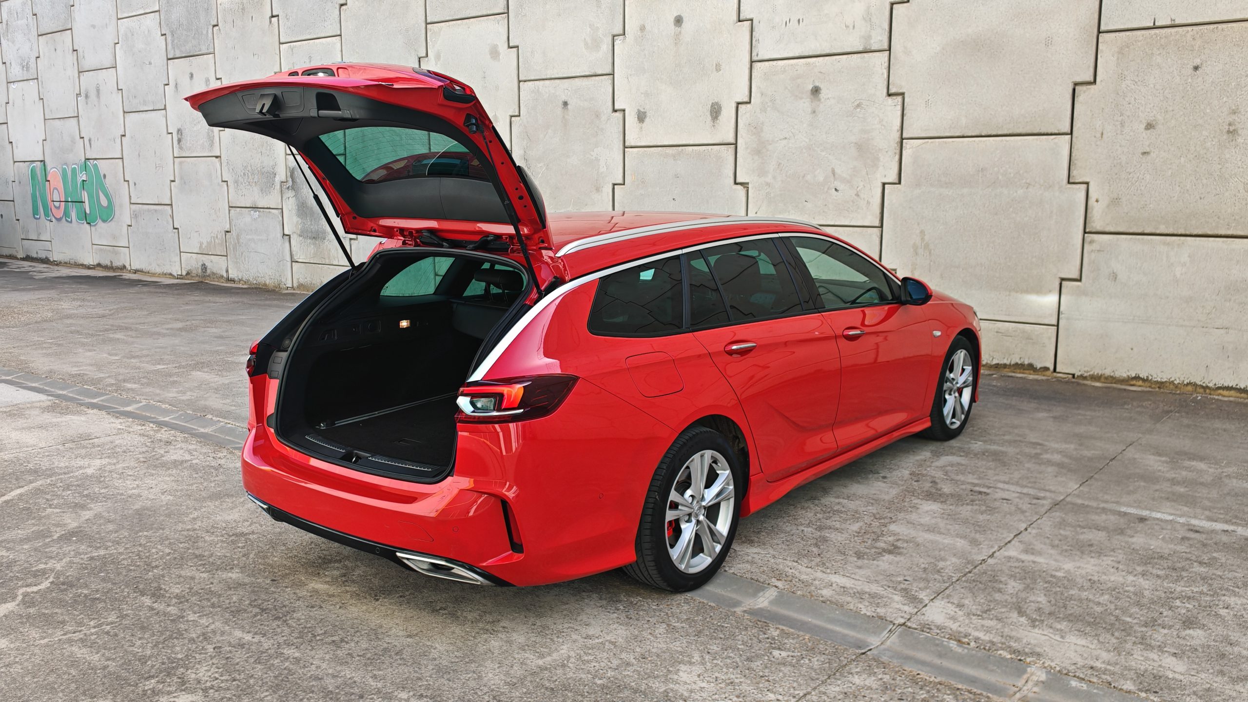 INSIGNIA GSI (86)